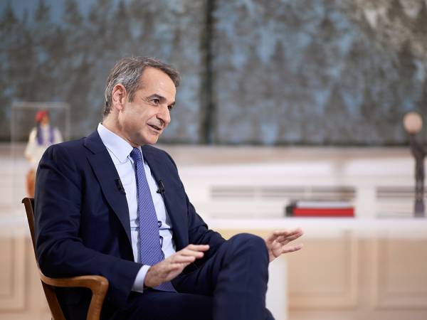 &Mu;&eta;&tau;&sigma;&omicron;&tau;ά&kappa;&eta;&sigmaf; &gamma;&iota;&alpha; &Tau;&omicron;&upsilon;&rho;&kappa;ί&alpha;: &laquo;&Alpha;&nu;&alpha;&phi;&alpha;ί&rho;&epsilon;&tau;&omicron; &delta;&iota;&kappa;&alpha;ί&omega;&mu;ά &mu;&alpha;&sigmaf; &eta; &epsilon;&pi;έ&kappa;&tau;&alpha;&sigma;&eta; &tau;&omega;&nu; &chi;&omega;&rho;&iota;&kappa;ώ&nu; &upsilon;&delta;ά&tau;&omega;&nu;&raquo;