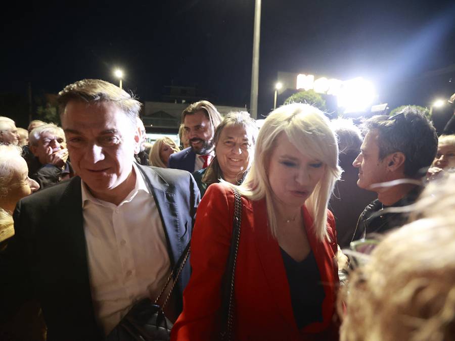 &Pi;&alpha;&rho;&alpha;&iota;&tau;ή&theta;&eta;&kappa;&alpha;&nu; &Theta;. &Tau;&zeta;ά&kappa;&rho;&eta; &kappa;&alpha;&iota; &Theta;. &Mu;&omega;&rho;&alpha;ΐ&tau;&eta;&sigmaf; &alpha;&pi;ό &tau;&eta;&nu; &Kappa;&Omicron; &tau;&omicron;&upsilon; &Sigma;&Upsilon;&Rho;&Iota;&Zeta;&Alpha;