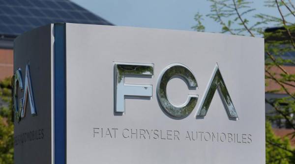 &Eta;&Pi;&Alpha;: &Pi;&rho;ό&sigma;&tau;&iota;&mu;&omicron; 300 &epsilon;&kappa;&alpha;&tau;. &delta;&omicron;&lambda;. &sigma;&epsilon; &theta;&upsilon;&gamma;&alpha;&tau;&rho;&iota;&kappa;ή &tau;&eta;&sigmaf; Fiat Chrysler &mu;&epsilon;&tau;ά &alpha;&pi;ό &sigma;&upsilon;&mu;&beta;&iota;&beta;&alpha;&sigma;&mu;ό &gamma;&iota;&alpha; &sigma;&kappa;ά&nu;&delta;&alpha;&lambda;&omicron; &rho;ύ&pi;&omega;&nu;