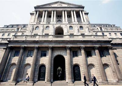 Bank of England: &Alpha;ύ&xi;&eta;&sigma;&eta; &epsilon;&pi;&iota;&tau;&omicron;&kappa;ί&omega;&nu; &sigma;&tau;&omicron; 4,5%
