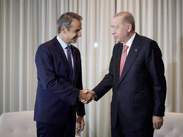 &Mu;ό&lambda;&iota;&sigmaf; 30΄ &eta; &sigma;&upsilon;&nu;ά&nu;&tau;&eta;&sigma;&eta; &Mu;&eta;&tau;&sigma;&omicron;&tau;ά&kappa;&eta; - &Epsilon;&rho;&nu;&tau;&omicron;&gamma;ά&nu; &sigma;&tau;&eta; &Nu;έ&alpha; &Upsilon;ό&rho;&kappa;&eta;