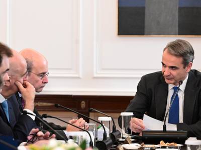 &Mu;&eta;&tau;&sigma;&omicron;&tau;ά&kappa;&eta;&sigmaf;: Έ&rho;&chi;&epsilon;&tau;&alpha;&iota; &nu;ό&mu;&omicron;&sigmaf; &gamma;&iota;&alpha; &tau;&alpha; &kappa;&rho;&upsilon;&pi;&tau;&omicron;&nu;&omicron;&mu;ί&sigma;&mu;&alpha;&tau;&alpha;