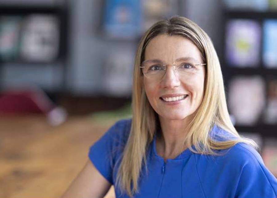 &Nu;έ&alpha; CEO &tau;&eta;&sigmaf; Allianz Trade &eta; Aylin Somersan Coqui