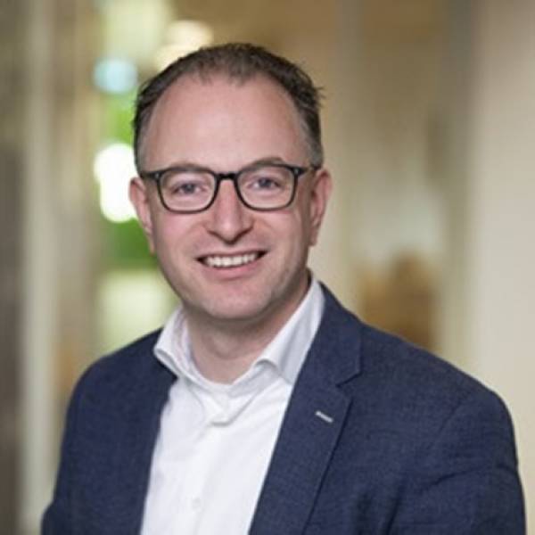 Wilbert Ouburg to succeed Bernhard Kaufmann as CRO of NN Group