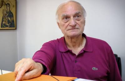 &Sigma;&epsilon; &kappa;&rho;ί&sigma;&iota;&mu;&eta; &kappa;&alpha;&tau;ά&sigma;&tau;&alpha;&sigma;&eta; &nu;&omicron;&sigma;&eta;&lambda;&epsilon;ύ&epsilon;&tau;&alpha;&iota; &omicron; &Mu;&alpha;&nu;ώ&lambda;&eta;&sigmaf; &Mu;&alpha;&upsilon;&rho;&omicron;&mu;&mu;ά&tau;&eta;&sigmaf; &kappa;&alpha;&iota; &eta; &sigma;ύ&zeta;&upsilon;&gamma;ό&sigmaf; &tau;&omicron;&upsilon; &mu;&epsilon;&tau;ά &tau;&eta; &phi;&omega;&tau;&iota;ά &sigma;&tau;&omicron; &sigma;&pi;ί&tau;&iota; &tau;&omicron;&upsilon;&sigmaf;