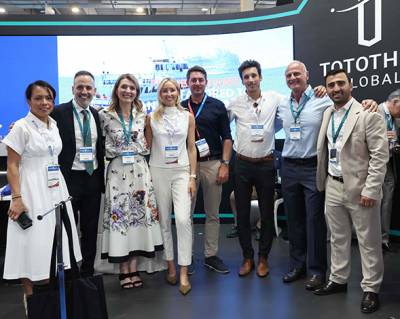 &Sigma;&upsilon;&mu;&phi;&omega;&nu;ί&alpha; &sigma;&upsilon;&nu;&epsilon;&rho;&gamma;&alpha;&sigma;ί&alpha;&sigmaf; &mu;&epsilon;&tau;&alpha;&xi;ύ Tototheo Global &kappa;&alpha;&iota; Eutelsat &gamma;&iota;&alpha; &upsilon;&pi;&eta;&rho;&epsilon;&sigma;ί&epsilon;&sigmaf; &sigma;&upsilon;&nu;&delta;&epsilon;&sigma;&iota;&mu;ό&tau;&eta;&tau;&alpha;&sigmaf; &sigma;&tau;&omicron;&upsilon;&sigmaf; &tau;&omicron;&mu;&epsilon;ί&sigmaf; &tau;&eta;&sigmaf; &Nu;&alpha;&upsilon;&tau;&iota;&lambda;ί&alpha;&sigmaf;, &Epsilon;&pi;&iota;&chi;&epsilon;&iota;&rho;ή&sigma;&epsilon;&omega;&nu; &kappa;&alpha;&iota; &Delta;&eta;&mu;ό&sigma;&iota;&omicron;&upsilon; &Tau;&omicron;&mu;έ&alpha;