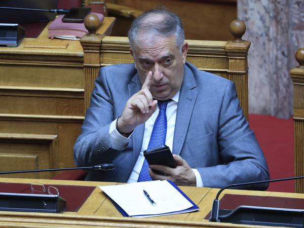 &Tau;. &Theta;&epsilon;&omicron;&delta;&omega;&rho;&iota;&kappa;ά&kappa;&omicron;&sigmaf;: &laquo;&Eta; &epsilon;&nu;ί&sigma;&chi;&upsilon;&sigma;&eta; &tau;&eta;&sigmaf; &nu;&alpha;&upsilon;&pi;&eta;&gamma;&iota;&kappa;ή&sigmaf; &beta;&iota;&omicron;&mu;&eta;&chi;&alpha;&nu;ί&alpha;&sigmaf; &phi;έ&rho;&nu;&epsilon;&iota; &nu;έ&epsilon;&sigmaf; &theta;έ&sigma;&epsilon;&iota;&sigmaf; &epsilon;&rho;&gamma;&alpha;&sigma;ί&alpha;&sigmaf; &kappa;&alpha;&iota; &alpha;&sigma;&phi;ά&lambda;&epsilon;&iota;&alpha; &gamma;&iota;&alpha; &tau;&eta;&nu; &Epsilon;&lambda;&lambda;ά&delta;&alpha;&raquo;