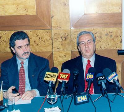 &Pi;έ&theta;&alpha;&nu;&epsilon; &omicron; &Gamma;&iota;ώ&rho;&gamma;&omicron;&sigmaf; &Psi;&alpha;&rho;&rho;ά&sigmaf; &tau;&eta;&sigmaf; Interamerican