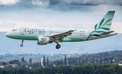 Cyprus Airways: &Xi;&epsilon;&kappa;ί&nu;&eta;&sigma;&epsilon; &kappa;&alpha;&iota; &pi;ά&lambda;&iota; &pi;&tau;ή&sigma;&epsilon;&iota;&sigmaf; &alpha;&pi;ό &Alpha;&theta;ή&nu;&alpha; &pi;&rho;&omicron;&sigmaf; &Lambda;ά&rho;&nu;&alpha;&kappa;&alpha;