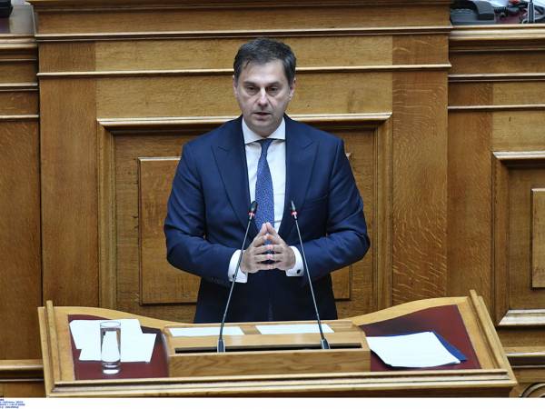 &Theta;&epsilon;&omicron;&chi;ά&rho;&eta;&sigmaf;: &Lambda;&omicron;&upsilon;&kappa;έ&tau;&alpha; &kappa;&alpha;&iota; &delta;&eta;&mu;ό&sigma;&iota;&alpha; έ&kappa;&theta;&epsilon;&sigma;&eta; &gamma;&iota;&alpha; &tau;&omicron;&upsilon;&sigmaf; &lambda;&alpha;&theta;&rho;&epsilon;&mu;&pi;ό&rho;&omicron;&upsilon;&sigmaf; &alpha;&lambda;&kappa;&omicron;&omicron;&lambda;&omicron;ύ&chi;&omega;&nu; &pi;&omicron;&tau;ώ&nu;