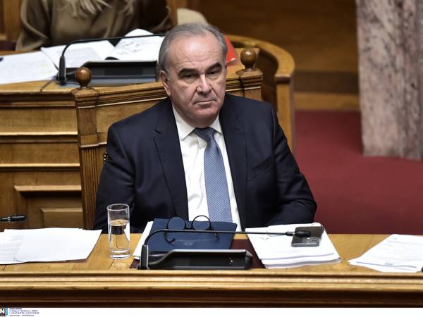 &Nu;. &Pi;&alpha;&pi;&alpha;&theta;&alpha;&nu;ά&sigma;&eta;&sigmaf;: &Mu;&epsilon; &chi;&rho;&eta;&mu;&alpha;&tau;&omicron;&delta;ό&tau;&eta;&sigma;&eta; &alpha;&pi;ό &tau;&omicron; &Epsilon;&Sigma;&Pi;&Alpha; &omicron;&iota; &pi;&alpha;&rho;&epsilon;&mu;&beta;ά&sigma;&epsilon;&iota;&sigmaf; &sigma;&tau;&omicron; &delta;ί&kappa;&tau;&upsilon;&omicron; ύ&delta;&rho;&epsilon;&upsilon;&sigma;&eta;&sigmaf; &tau;&eta;&sigmaf; &Sigma;&alpha;&nu;&tau;&omicron;&rho;ί&nu;&eta;&sigmaf;