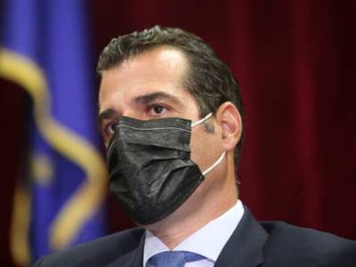 &Pi;&lambda;&epsilon;ύ&rho;&eta;&sigmaf;: &Chi;&alpha;&lambda;ά&rho;&omega;&sigma;&eta; &tau;&omega;&nu; &mu;έ&tau;&rho;&omega;&nu; &mu;&epsilon;&tau;ά &tau;&omicron; &Pi;ά&sigma;&chi;&alpha;