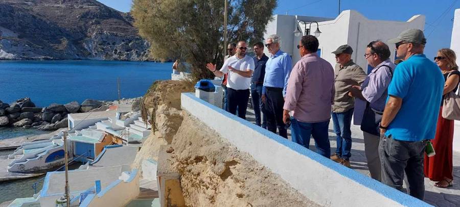 &Chi;&rho;. &Sigma;&tau;&upsilon;&lambda;&iota;&alpha;&nu;ί&delta;&eta;&sigmaf;: &laquo;&Eta; &alpha;&nu;ά&pi;&tau;&upsilon;&xi;&eta; &tau;&omega;&nu; &nu;&eta;&sigma;&iota;ώ&nu; &kappa;&alpha;&iota; &eta; &epsilon;&nu;ί&sigma;&chi;&upsilon;&sigma;&eta; &tau;&eta;&sigmaf; &nu;&eta;&sigma;&iota;&omega;&tau;&iota;&kappa;ό&tau;&eta;&tau;&alpha;&sigmaf; &tau;&eta;&sigmaf; &Epsilon;&lambda;&lambda;ά&delta;&alpha;&sigmaf; &sigma;&tau;&omicron; &epsilon;&pi;ί&kappa;&epsilon;&nu;&tau;&rho;&omicron; &tau;&eta;&sigmaf; &pi;&omicron;&lambda;&iota;&tau;&iota;&kappa;ή&sigmaf; &tau;&omicron;&upsilon; &Upsilon;&pi;&omicron;&upsilon;&rho;&gamma;&epsilon;ί&omicron;&upsilon;