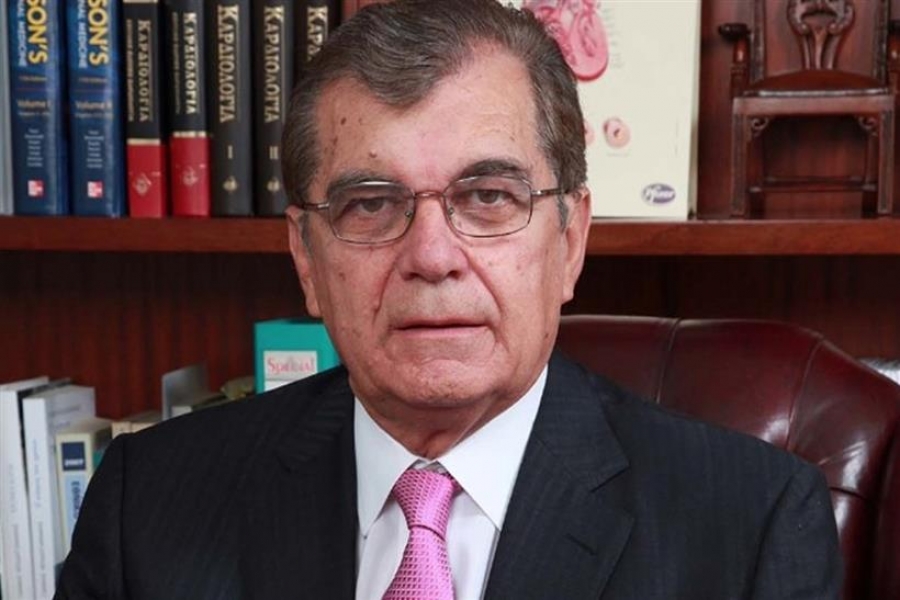 &Sigma;&upsilon;&nu;&epsilon;&chi;ί&zeta;&epsilon;&iota; &nu;&alpha; &nu;&omicron;&sigma;&eta;&lambda;&epsilon;ύ&epsilon;&tau;&alpha;&iota; &sigma;&tau;&eta;&nu; &epsilon;&nu;&tau;&alpha;&tau;&iota;&kappa;ή &mu;&epsilon; &kappa;&omicron;&rho;&omega;&nu;&omicron;ϊό &omicron; &Delta;&eta;&mu;ή&tau;&rho;&eta;&sigmaf; &Kappa;&rho;&epsilon;&mu;&alpha;&sigma;&tau;&iota;&nu;ό&sigmaf;