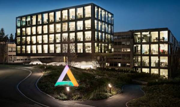 Helvetia (CH) Swiss Property Fund posts strong result for the 2021 financial year