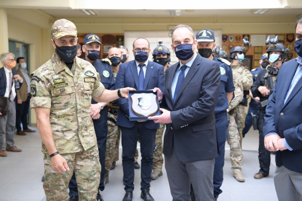 &Gamma;. &Pi;&lambda;&alpha;&kappa;&iota;&omega;&tau;ά&kappa;&eta;&sigmaf;: &Sigma;&epsilon; &epsilon;&xi;έ&lambda;&iota;&xi;&eta; &mu;&epsilon;&gamma;ά&lambda;&omicron; &pi;&rho;ό&gamma;&rho;&alpha;&mu;&mu;&alpha; &epsilon;&nu;ί&sigma;&chi;&upsilon;&sigma;&eta;&sigmaf; &tau;&eta;&sigmaf; &Mu;&omicron;&nu;ά&delta;&alpha;&sigmaf; &Upsilon;&pi;&omicron;&beta;&rho;&upsilon;&chi;ί&omega;&nu; &Alpha;&pi;&omicron;&sigma;&tau;&omicron;&lambda;ώ&nu; &tau;&omicron;&upsilon; &Lambda;&iota;&mu;&epsilon;&nu;&iota;&kappa;&omicron;ύ &Sigma;ώ&mu;&alpha;&tau;&omicron;&sigmaf; &ndash; &Epsilon;&lambda;&lambda;&eta;&nu;&iota;&kappa;ή&sigmaf; &Alpha;&kappa;&tau;&omicron;&phi;&upsilon;&lambda;&alpha;&kappa;ή&sigmaf;