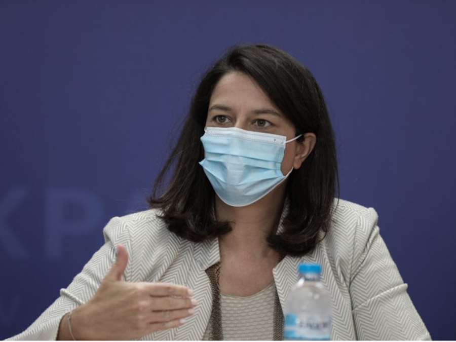 &Kappa;&epsilon;&rho;&alpha;&mu;έ&omega;&sigmaf;: &Eta; &alpha;&sigma;&tau;&omicron;&chi;ί&alpha; &theta;&alpha; &kappa;&alpha;&lambda;&upsilon;&phi;&theta;&epsilon;ί &mu;&epsilon; &mu;ά&sigma;&kappa;&epsilon;&sigmaf; &mu;ί&alpha;&sigmaf; &chi;&rho;ή&sigma;&eta;&sigmaf;