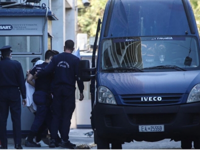 &Sigma;&tau;&iota;&sigmaf; &phi;&upsilon;&lambda;&alpha;&kappa;έ&sigmaf; &Delta;&omicron;&mu;&omicron;&kappa;&omicron;ύ &tau;&omicron; &Delta;&iota;&epsilon;&upsilon;&theta;&upsilon;&nu;&tau;ή&rho;&iota;&omicron; &tau;&eta;&sigmaf; &Chi;&rho;&upsilon;&sigma;ή&sigmaf; &Alpha;&upsilon;&gamma;ή&sigmaf;
