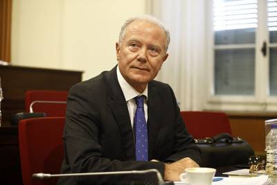 &Pi;έ&theta;&alpha;&nu;&epsilon; &omicron; &Gamma;&iota;ώ&rho;&gamma;&omicron;&sigmaf; &Pi;&rho;&omicron;&beta;ό&pi;&omicron;&upsilon;&lambda;&omicron;&sigmaf; &pi;&rho;ώ&eta;&nu; &Delta;&iota;&omicron;&iota;&kappa;&eta;&tau;ή&sigmaf; &tau;&eta;&sigmaf; &Tau;&tau;&Epsilon;