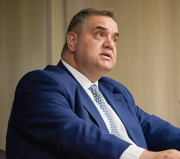 &Beta;. &Sigma;&pi;&alpha;&nu;ά&kappa;&eta;&sigmaf;: Έ&omega;&sigmaf; 21/2 &alpha;&nu;&omicron;ί&gamma;&epsilon;&iota; &eta; &pi;&lambda;&alpha;&tau;&phi;ό&rho;&mu;&alpha; &gamma;&iota;&alpha; &tau;&omicron;&upsilon;&sigmaf; &epsilon;&rho;&gamma;&alpha;&zeta;ό&mu;&epsilon;&nu;&omicron;&upsilon;&sigmaf; &sigma;&upsilon;&nu;&tau;&alpha;&xi;&iota;&omicron;ύ&chi;&omicron;&upsilon;&sigmaf;