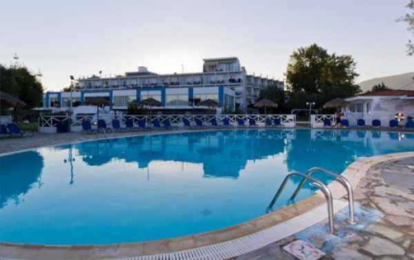 Έ&nu;&omega;&sigma;&eta; &Xi;&epsilon;&nu;&omicron;&delta;ό&chi;&omega;&nu; &Nu;. &Epsilon;&upsilon;&beta;&omicron;ί&alpha;&sigmaf;: &Sigma;&tau;&eta;&rho;ί&zeta;&epsilon;&iota; &tau;&eta;&nu; &alpha;&pi;ό&phi;&alpha;&sigma;&eta; &tau;&omicron;&upsilon; &Delta;. &Epsilon;&rho;έ&tau;&rho;&iota;&alpha;&sigmaf; &gamma;&iota;&alpha; &mu;&eta; &epsilon;&gamma;&kappa;&alpha;&tau;ά&sigma;&tau;&alpha;&sigma;&eta; &mu;&epsilon;&tau;&alpha;&nu;&alpha;&sigma;&tau;ώ&nu; &sigma;&epsilon; &xi;&epsilon;&nu;&omicron;&delta;&omicron;&chi;&epsilon;ί&omicron;