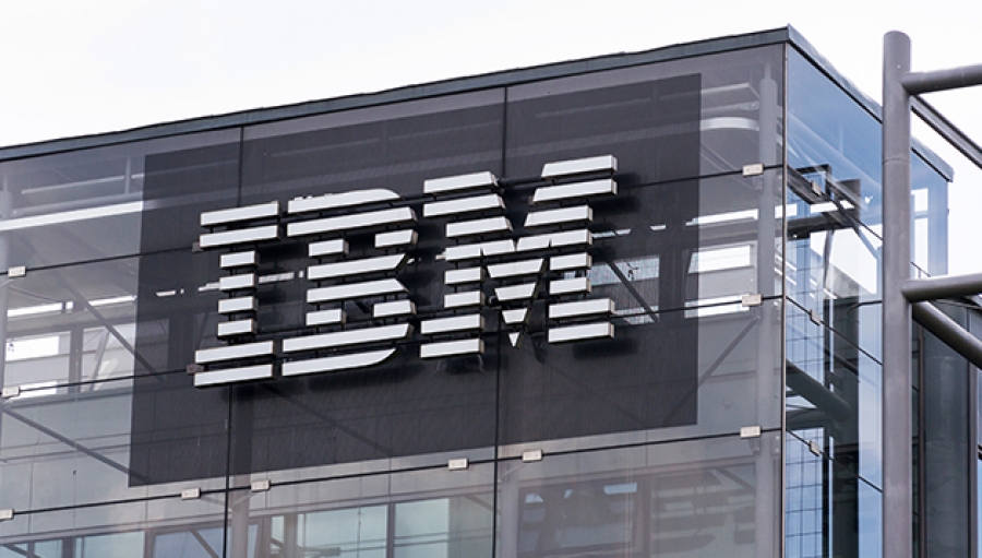 IBM: &Pi;&tau;ώ&sigma;&eta; &kappa;&epsilon;&rho;&delta;ώ&nu; &kappa;&alpha;&iota; &epsilon;&sigma;ό&delta;&omega;&nu; &tau;&omicron; &alpha;΄ &tau;&rho;ί&mu;&eta;&nu;&omicron;