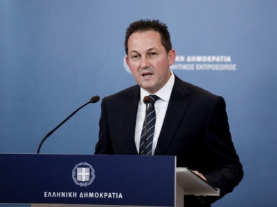 &Pi;έ&tau;&sigma;&alpha;&sigmaf;: &laquo;&Delta;&iota;&alpha;&nu;ύ&omicron;&upsilon;&mu;&epsilon; &tau;&iota;&sigmaf; &delta;ύ&omicron; &pi;&iota;&omicron; &kappa;&rho;ί&sigma;&iota;&mu;&epsilon;&sigmaf; &epsilon;&beta;&delta;&omicron;&mu;ά&delta;&epsilon;&sigmaf;&raquo;