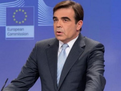 &Delta;έ&sigma;&mu;&eta; &mu;έ&tau;&rho;&omega;&nu; &pi;&omicron;&upsilon; &alpha;&pi;&omicron;&phi;ά&sigma;&iota;&sigma;&epsilon; &eta; &Kappa;&omicron;&mu;&iota;&sigma;&iota;ό&nu; &gamma;&iota;&alpha; &tau;&eta;&nu; &pi;&rho;&omicron;&sigma;&tau;&alpha;&sigma;ί&alpha; &tau;&omega;&nu; &epsilon;&lambda;&lambda;&eta;&nu;&iota;&kappa;ώ&nu; &sigma;&upsilon;&nu;ό&rho;&omega;&nu;