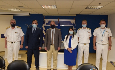 &Sigma;&upsilon;&nu;ά&nu;&tau;&eta;&sigma;&eta; &Upsilon;&Nu;&Alpha;&Nu;&Pi; &Gamma;. &Pi;&lambda;&alpha;&kappa;&iota;&omega;&tau;ά&kappa;&eta; &mu;&epsilon; &tau;&eta;&nu; &Beta;&rho;&epsilon;&tau;&alpha;&nu;ί&delta;&alpha; &upsilon;&pi;&omicron;&upsilon;&rho;&gamma;ό &Epsilon;&sigma;&omega;&tau;&epsilon;&rho;&iota;&kappa;ώ&nu; Priti Patel