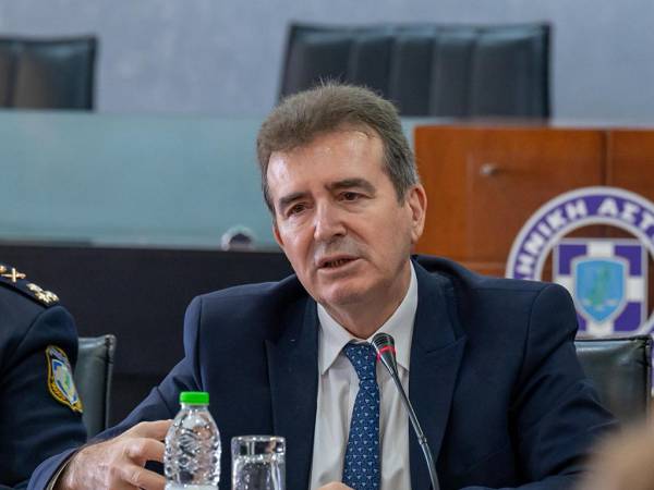 &Mu;. &Chi;&rho;&upsilon;&sigma;&omicron;&chi;&omicron;ΐ&delta;&eta;&sigmaf;: &Xi;&epsilon;&kappa;&iota;&nu;ά &tau;&eta; &Delta;&epsilon;&upsilon;&tau;έ&rho;&alpha; &eta; &lambda;&epsilon;&iota;&tau;&omicron;&upsilon;&rho;&gamma;ί&alpha; &tau;&omicron;&upsilon; "Safe Youth"
