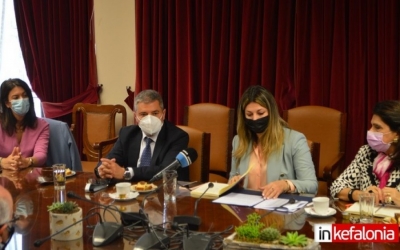 &Sigma;. &Zeta;&alpha;&chi;&alpha;&rho;ά&kappa;&eta;: &Nu;έ&omicron; &Epsilon;&Sigma;&Pi;&Alpha; &gamma;&iota;&alpha; &tau;&omicron;&upsilon;&sigmaf; &alpha;&nu;&theta;&rho;ώ&pi;&omicron;&upsilon;&sigmaf; &tau;&omicron;&upsilon; &tau;&omicron;&upsilon;&rho;&iota;&sigma;&mu;&omicron;ύ &kappa;&alpha;&iota; &tau;&eta;&sigmaf; &epsilon;&sigma;&tau;ί&alpha;&sigma;&eta;&sigmaf;, ώ&sigma;&tau;&epsilon; &nu;&alpha; &pi;ά&rho;&omicron;&upsilon;&nu; &tau;&eta;&nu; &alpha;&pi;&alpha;&rho;&alpha;ί&tau;&eta;&tau;&eta; &alpha;&nu;&alpha;&pi;&nu;&omicron;ή &gamma;&iota;&alpha; &nu;&alpha; &xi;&epsilon;&kappa;&iota;&nu;ή&sigma;&omicron;&upsilon;&nu;