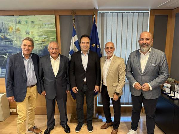 &Kappa;&alpha;&iota; &omicron;&iota; &alpha;&sigma;&phi;&alpha;&lambda;&iota;&sigma;&tau;&iota;&kappa;&omicron;ί &delta;&iota;&alpha;&mu;&epsilon;&sigma;&omicron;&lambda;&alpha;&beta;&eta;&tau;έ&sigmaf; &theta;&alpha; &alpha;&xi;&iota;&omicron;&pi;&omicron;&iota;ή&sigma;&omicron;&upsilon;&nu; &tau;&eta;&nu; &upsilon;&pi;&eta;&rho;&epsilon;&sigma;ί&alpha; Gov.gr Wallet &gamma;&iota;&alpha; &tau;&iota;&sigmaf; &alpha;&sigma;&phi;&alpha;&lambda;ί&sigma;&epsilon;&iota;&sigmaf; &omicron;&chi;&eta;&mu;ά&tau;&omega;&nu;
