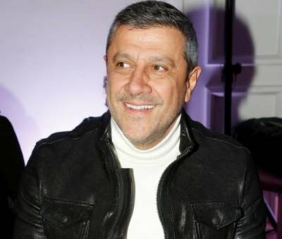 &Tau;&iota; &alpha;&pi;&alpha;&nu;&tau;ά &omicron; Ό&mu;&iota;&lambda;&omicron;&sigmaf; &Pi;&eta;&lambda;&alpha;&delta;ά&kappa;&eta; &sigma;&epsilon; &delta;&eta;&mu;&omicron;&sigma;ί&epsilon;&upsilon;&mu;&alpha; &pi;&epsilon;&rho;ί &laquo;&mu;&pi;&alpha;&tau;&alpha;&chi;&tau;&sigma;ή&delta;&omega;&nu;&raquo;