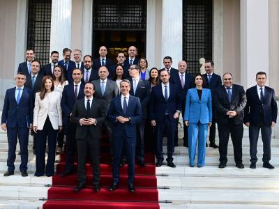 &Mu;&eta;&tau;&sigma;&omicron;&tau;ά&kappa;&eta;&sigmaf; - &Chi;&rho;&iota;&sigma;&tau;&omicron;&delta;&omicron;&upsilon;&lambda;ί&delta;&eta;&sigmaf;: Ά&mu;&epsilon;&sigma;&eta; &epsilon;&pi;&iota;&kappa;&alpha;&iota;&rho;&omicron;&pi;&omicron;ί&eta;&sigma;&eta; &tau;&omega;&nu; &omicron;&iota;&kappa;&omicron;&nu;&omicron;&mu;&iota;&kappa;&omicron;-&tau;&epsilon;&chi;&nu;&iota;&kappa;ώ&nu; &pi;&alpha;&rho;&alpha;&mu;έ&tau;&rho;&omega;&nu; &tau;&omicron;&upsilon; &kappa;&alpha;&lambda;&omega;&delta;ί&omicron;&upsilon; &delta;&iota;&alpha;&sigma;ύ&nu;&delta;&epsilon;&sigma;&eta;&sigmaf;