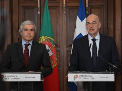&Delta;έ&nu;&delta;&iota;&alpha;&sigmaf; &alpha;&pi;ό &Pi;&omicron;&rho;&tau;&omicron;&gamma;&alpha;&lambda;ί&alpha;: &Epsilon;&xi;&epsilon;&tau;ά&zeta;&epsilon;&tau;&alpha;&iota; &eta; &alpha;&pi;ό&kappa;&tau;&eta;&sigma;&eta; &sigma;&tau;&rho;&alpha;&tau;&iota;&omega;&tau;&iota;&kappa;ώ&nu; &alpha;&epsilon;&rho;&omicron;&sigma;&kappa;&alpha;&phi;ώ&nu; C-390