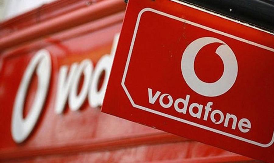 &Eta; Vodafone &sigma;&tau;&eta;&rho;ί&zeta;&epsilon;&iota; &tau;&omicron;&upsilon;&sigmaf; &sigma;&upsilon;&nu;&delta;&rho;&omicron;&mu;&eta;&tau;έ&sigmaf; &tau;&eta;&sigmaf; &sigma;&tau;&iota;&sigmaf; &Kappa;&upsilon;&kappa;&lambda;ά&delta;&epsilon;&sigmaf; &mu;&epsilon; &delta;&omega;&rho;&epsilon;ά&nu; &lambda;&epsilon;&pi;&tau;ά &omicron;&mu;&iota;&lambda;ί&alpha;&sigmaf; &kappa;&alpha;&iota; &delta;&epsilon;&delta;&omicron;&mu;έ&nu;&alpha;
