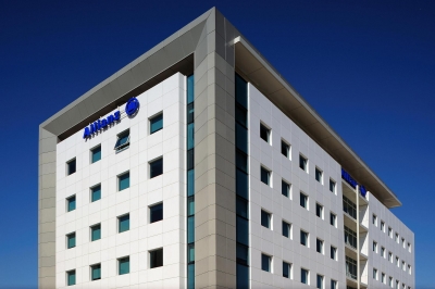&Nu;έ&omicron;&sigmaf; &Epsilon;&pi;&iota;&kappa;&epsilon;&phi;&alpha;&lambda;ή&sigmaf; Market Management &amp; Communications &sigma;&tau;&eta;&nu; Allianz &Epsilon;&lambda;&lambda;ά&delta;&omicron;&sigmaf;