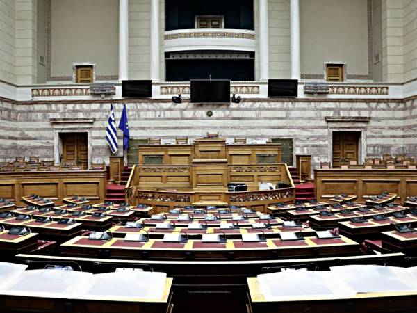 &Beta;&omicron;&upsilon;&lambda;ή: &Delta;&epsilon;&kappa;&tau;ή &kappa;&alpha;&tau;ά &pi;&lambda;&epsilon;&iota;&omicron;&psi;&eta;&phi;ί&alpha; &eta; &Epsilon;&upsilon;&rho;&omega;&pi;&alpha;ϊ&kappa;ή &Sigma;ύ&mu;&beta;&alpha;&sigma;&eta; &gamma;&iota;&alpha; &tau;&eta;&nu; &pi;&rho;&omicron;&sigma;&tau;&alpha;&sigma;ί&alpha; &pi;&rho;&omicron;&sigma;&omega;&pi;&iota;&kappa;ώ&nu; &delta;&epsilon;&delta;&omicron;&mu;έ&nu;&omega;&nu;