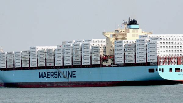 Maersk: &laquo;&Pi;&rho;ά&sigma;&iota;&nu;&omicron;&raquo; 10&epsilon;&tau;έ&sigmaf; &omicron;&mu;ό&lambda;&omicron;&gamma;&omicron; &gamma;&iota;&alpha; &tau;&eta; &chi;&rho;&eta;&mu;&alpha;&tau;&omicron;&delta;ό&tau;&eta;&sigma;&eta; &pi;&lambda;&omicron;ί&omega;&nu; &laquo;&pi;&rho;ά&sigma;&iota;&nu;&eta;&sigmaf;&raquo; &mu;&epsilon;&theta;&alpha;&nu;ό&lambda;&eta;&sigmaf;