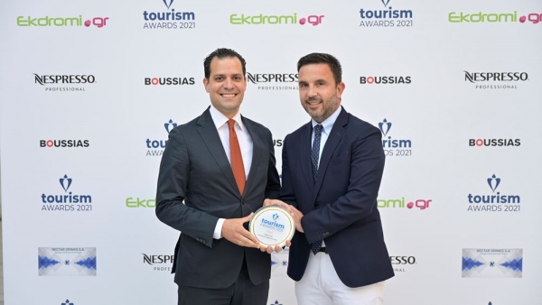 Ό&mu;&iota;&lambda;&omicron;&sigmaf; HotelBrain: &Omicron; &mu;&epsilon;&gamma;ά&lambda;&omicron;&sigmaf; &nu;&iota;&kappa;&eta;&tau;ή&sigmaf; &tau;&omega;&nu; Tourism Awards 2021