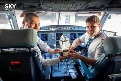 &Eta; SKY express &kappa;&alpha;&tau;έ&kappa;&tau;&eta;&sigma;&epsilon; &tau;&omicron; Innovation Airline Award 2024 &gamma;&iota;&alpha; 2&eta; &sigma;&upsilon;&nu;&epsilon;&chi;ό&mu;&epsilon;&nu;&eta; &chi;&rho;&omicron;&nu;&iota;ά