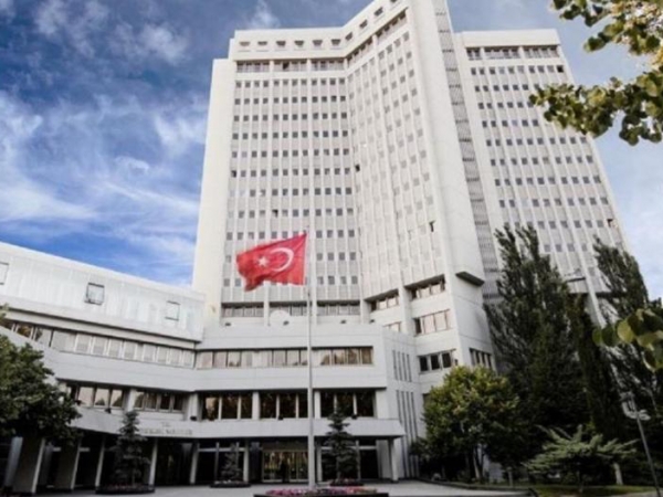 &Nu;έ&alpha; &pi;&rho;ό&kappa;&lambda;&eta;&sigma;&eta; &alpha;&pi;ό &tau;&omicron; &tau;&omicron;&upsilon;&rho;&kappa;&iota;&kappa;ό &Upsilon;&Pi;&Epsilon;&Xi;: &Delta;&epsilon;&nu; &upsilon;&pi;ά&rho;&chi;&omicron;&upsilon;&nu; &laquo;&Epsilon;&lambda;&lambda;&eta;&nu;ό&pi;&omicron;&upsilon;&lambda;&alpha;&raquo; &sigma;&tau;&alpha; &Pi;&omicron;&mu;&alpha;&kappa;&omicron;&chi;ώ&rho;&iota;&alpha;