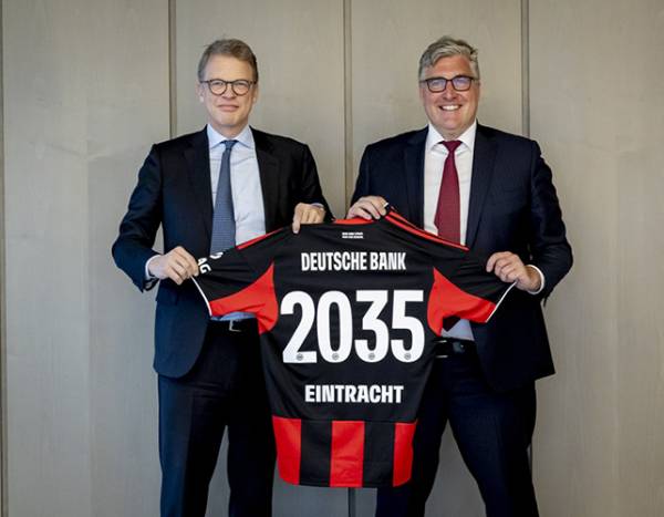 Eintracht Frankfurt and Deutsche Bank sign early partnership extension until 2035 &ndash; the most comprehensive agreement in the club&rsquo;s history