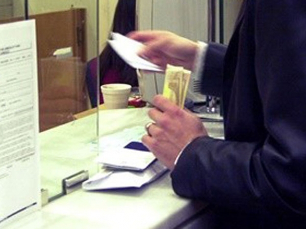 &Epsilon;&iota;&delta;&iota;&kappa;ή &alpha;&rho;&gamma;ί&alpha; &delta;&iota;&alpha;&tau;&rho;&alpha;&pi;&epsilon;&zeta;&iota;&kappa;ώ&nu; &sigma;&upsilon;&nu;&alpha;&lambda;&lambda;&alpha;&gamma;ώ&nu; &sigma;&tau;&iota;&sigmaf; 10 &kappa;&alpha;&iota; 13 &Alpha;&pi;&rho;&iota;&lambda;ί&omicron;&upsilon;