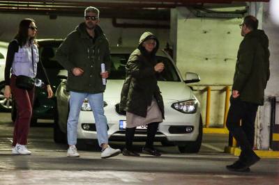 &Chi;&rho;&upsilon;&sigma;ή &Alpha;&upsilon;&gamma;ή: &Sigma;&tau;&eta; &phi;&upsilon;&lambda;&alpha;&kappa;ή &eta; &Epsilon;&lambda;έ&nu;&eta; &Zeta;&alpha;&rho;&omicron;ύ&lambda;&iota;&alpha;