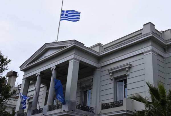 &Upsilon;&Pi;&Epsilon;&Xi;: &Delta;&iota;ά&beta;&eta;&mu;&alpha; &sigma;&tau;&eta; &Lambda;&iota;&beta;ύ&eta; &gamma;&iota;&alpha; &tau;&eta;&nu; &epsilon;&mu;&pi;&rho;&eta;&sigma;&tau;&iota;&kappa;ή &epsilon;&pi;ί&theta;&epsilon;&sigma;&eta; &epsilon;&nu;&alpha;&nu;&tau;ί&omicron;&nu; &epsilon;&lambda;&lambda;&eta;&nu;&omicron;&rho;&theta;ό&delta;&omicron;&xi;&omicron;&upsilon; &Nu;&alpha;&omicron;ύ &sigma;&tau;&eta;&nu; &Tau;&rho;ί&pi;&omicron;&lambda;&eta;