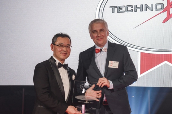 Autobest 2020: &Sigma;&tau;&omicron;&nu; &kappa;&iota;&nu;&eta;&tau;ή&rho;&alpha; Skyactiv-X &tau;&eta;&sigmaf; Mazda &tau;&omicron; &beta;&rho;&alpha;&beta;&epsilon;ί&omicron; &lsquo;Technobest&rsquo;