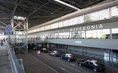 &Theta;&epsilon;&sigma;&sigma;&alpha;&lambda;&omicron;&nu;ί&kappa;&eta;: &Sigma;&upsilon;&nu;&epsilon;&lambda;ή&phi;&theta;&eta; &sigma;&tau;&omicron; &alpha;&epsilon;&rho;&omicron;&delta;&rho;ό&mu;&iota;&omicron; &laquo;&Mu;&alpha;&kappa;&epsilon;&delta;&omicron;&nu;ί&alpha;&raquo; 48&chi;&rho;&omicron;&nu;&omicron;&sigmaf; &pi;&omicron;&upsilon; &epsilon;ί&chi;&epsilon; &kappa;&lambda;έ&psi;&epsilon;&iota; &sigma;&tau;&eta;&nu; &Epsilon;&lambda;&beta;&epsilon;&tau;ί&alpha; &pi;&omicron;&lambda;&upsilon;&tau;&epsilon;&lambda;ή &rho;&omicron;&lambda;ό&gamma;&iota;&alpha; &alpha;&xi;ί&alpha;&sigmaf; 1 &epsilon;&kappa;&alpha;&tau;. &epsilon;&lambda;&beta;&epsilon;&tau;&iota;&kappa;ώ&nu; &phi;&rho;ά&gamma;&kappa;&omega;&nu;
