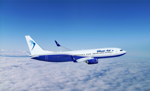 &Eta; Blue Air &pi;&epsilon;&tau;ά &pi;&lambda;έ&omicron;&nu; &pi;&rho;&omicron;&sigmaf; 10 &epsilon;&lambda;&lambda;&eta;&nu;&iota;&kappa;&omicron;ύ&sigmaf; &pi;&rho;&omicron;&omicron;&rho;&iota;&sigma;&mu;&omicron;ύ&sigmaf;