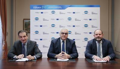 &Epsilon;&theta;&nu;&iota;&kappa;ή &Tau;&rho;ά&pi;&epsilon;&zeta;&alpha;: &Chi;&rho;&eta;&mu;&alpha;&tau;&omicron;&delta;&omicron;&tau;&epsilon;ί &tau;&eta;&nu; &Pi;&epsilon;&tau;&rho;ό&pi;&omicron;&upsilon;&lambda;&omicron;&sigmaf; &gamma;&iota;&alpha; &epsilon;&pi;έ&nu;&delta;&upsilon;&sigma;&eta; 10 &epsilon;&kappa;&alpha;&tau;. &epsilon;&upsilon;&rho;ώ